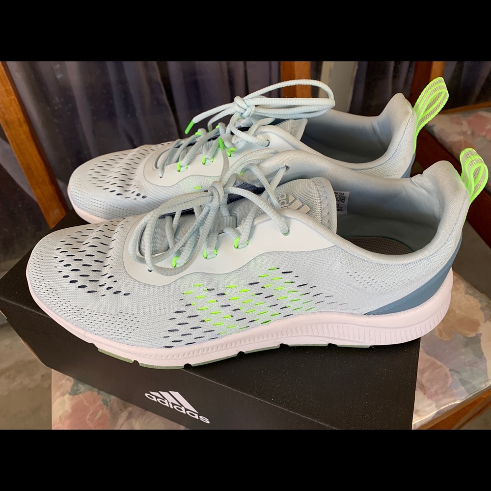 Adidas Novamotion Training Shoes